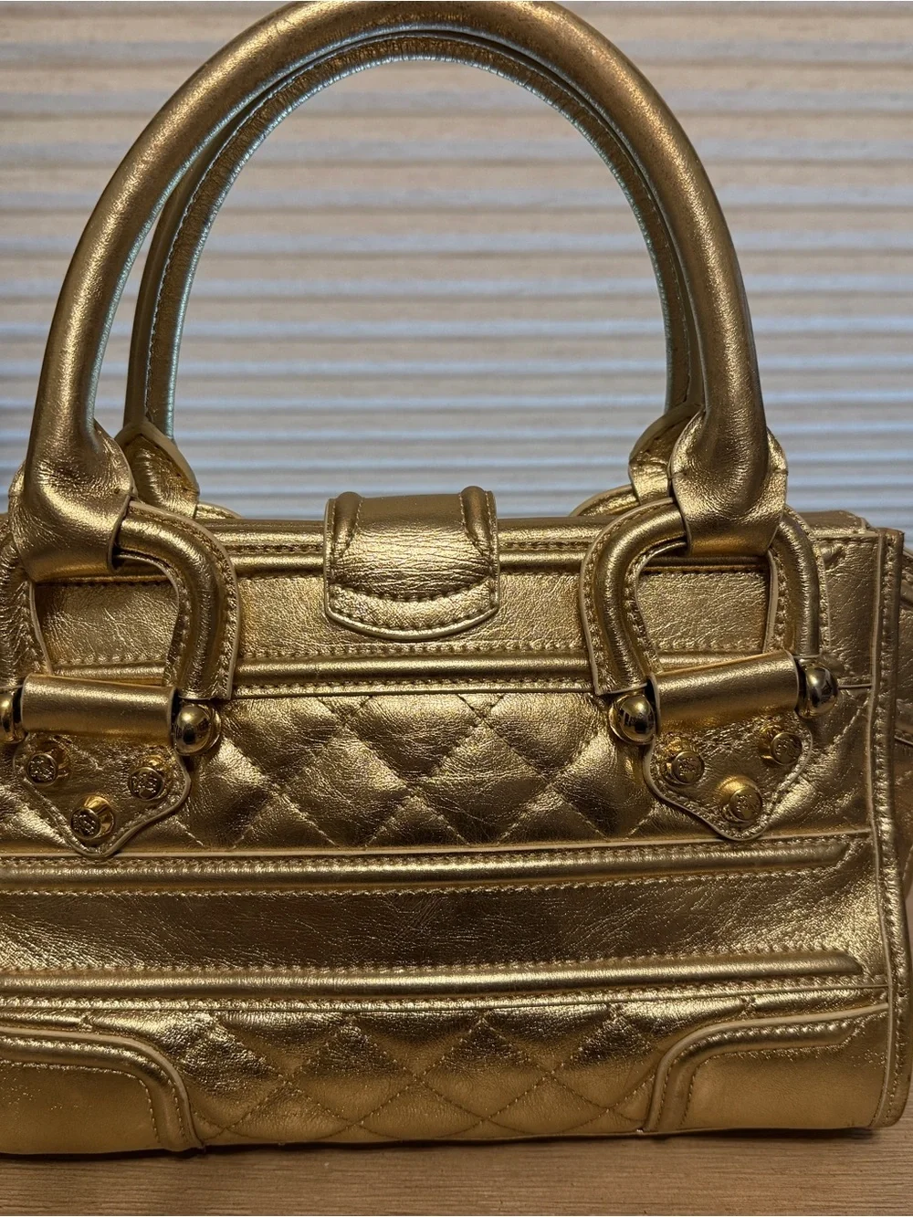 Authentic Burberry Manor Bag w Dustbag